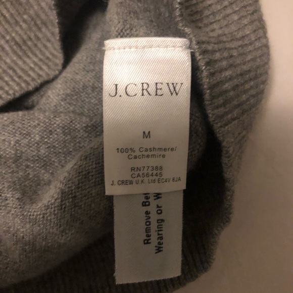 J Crew 100% Cashmere V-Neck sweater - Picture 4 of 4
